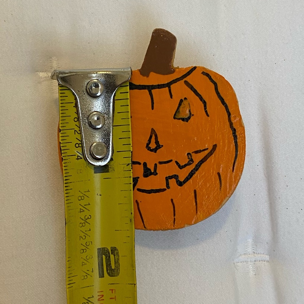 Handcrafted 🎃 Pumpkin Jack-O-Lantern Brooch - Picture 4 of 6